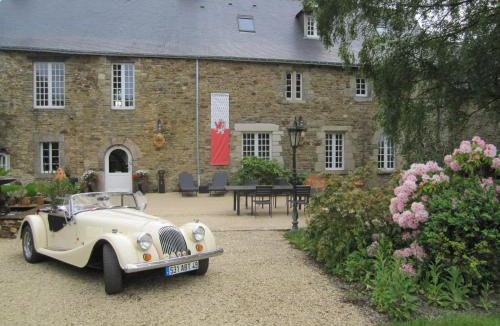 Taupont House | Manoir Desnachez