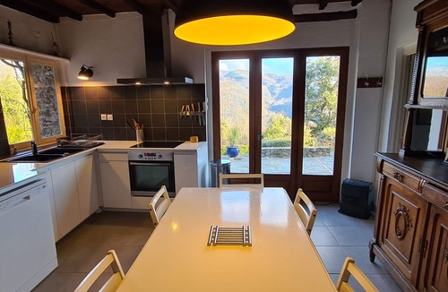 Montferrer House | mansion - Montferrer