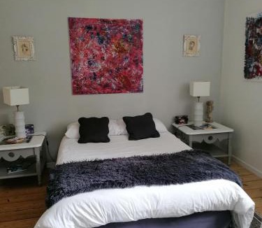 Mariac Bed & Breakfast | MARIAC , Chambres d'hôtes "AU TILLEUL" 6km du Cheylard