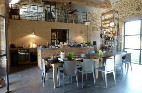 Braize House | Marvellous Holiday Home in Braize with Garden