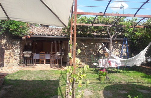 La Vernarede House | Mas Cevenol with Jacuzzi in the Cevennes