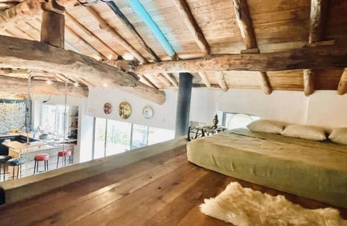 Valleraugue Apartment | Mas Montet Chez Raphael with Shared Pool, Wi-Fi and Air Conditioning