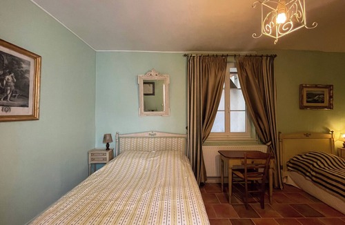 Pressigny-les Pins Other | Medieval Templar estate weekend park