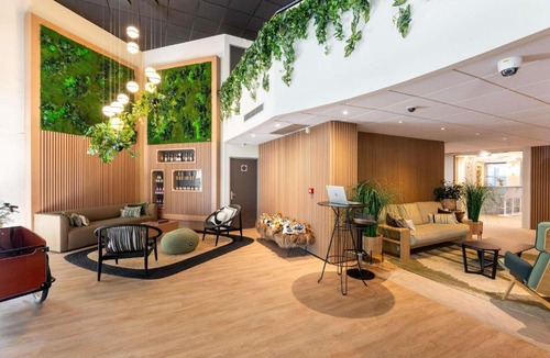 Quartier Capuche-Allies Hotel | Mercure Grenoble Centre Porte des Alpes
