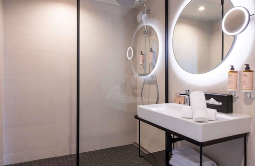 Quartier de la Salpetriere Hotel | Mercure Paris Bercy Bibliothèque