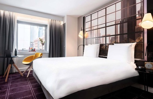 Parc-Nord Hotel | Mercure Paris La Défense Grande Arche