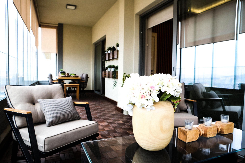 Chateauroux Apartment | Mezzaloft