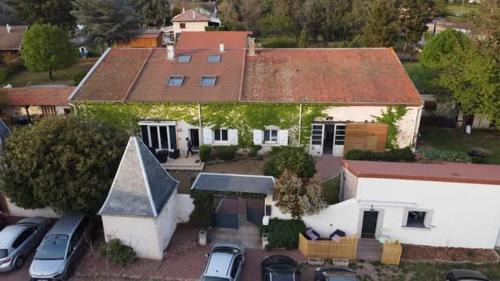 Commelle-Vernay House | Micro Maison indépendante