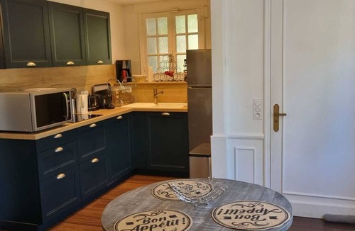 Millau Apartment | Millau apartment in bourgeois house