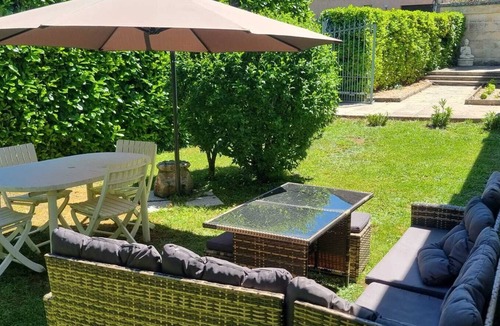 Millau Apartment | Millau apartment in bourgeois house