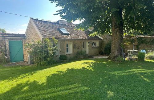 Dammarie Les Lys House | Mini maison bohème à 15min de Fontainebleau