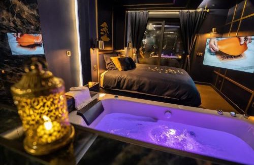 Corbas Apartment | Minka Cocon Atypique avec jacuzzi privé