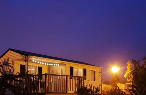 Loudeac Other | Mobil home avec terrasse à Loudéac pour 4 personnes - API-1-52-898