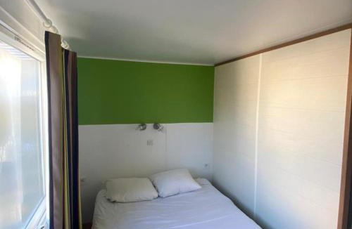 Martiel Other | Mobil-home confortable avec terrasse pour 5 personnes - API-1-52-1020