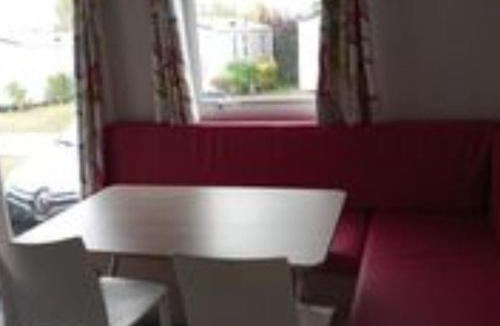 Banes Other | Mobil home confortable avec terrasse pour 4 personnes - API-1-52-583