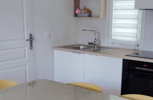 Sainte-Marie-la-Mer House | Mobile home, AC - 5 guests