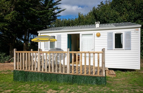 Plouha House | Mobile Home 'Bikini' with Private Terrace and Private Garden