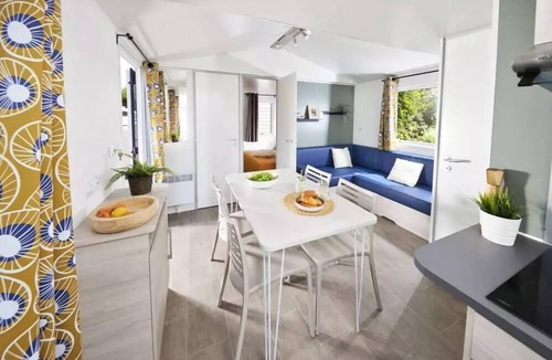 Lancieux House | Mobile Home | Comfort | 2 Bedrooms | 4 Guests | Raised Deck | A/C