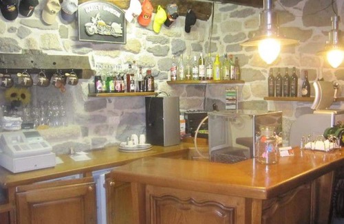 Banes House | Mobile home for 5 with terrace in Argences-en-Aubrac