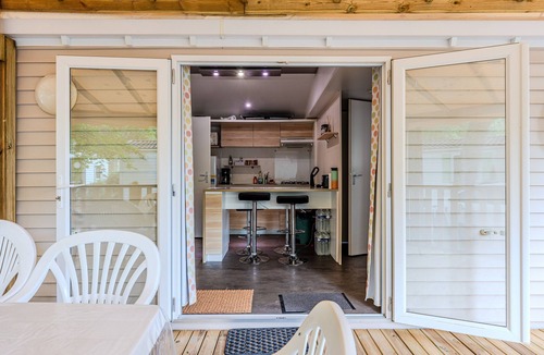 Aureilhan RV Rental | Mobile Home 'Ohara 2 Bedrooms' with Shared Pool, Private Terrace, and Air Conditioning