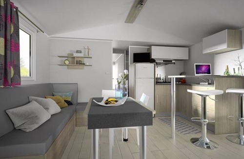 Meyrueis House | Mobile Home with Terrace in Meyrueis