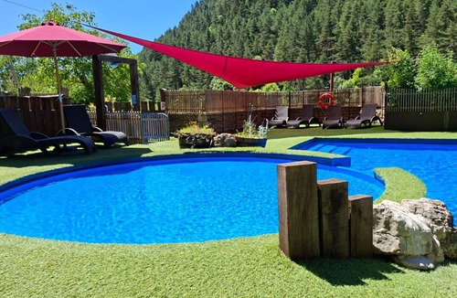 Meyrueis House | Mobile Home with Terrace in Meyrueis