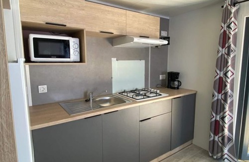 Guegon House | Mobile Home with Terrace in Guégon