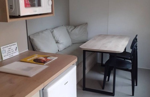 Guegon House | Mobile Home with Terrace in Guégon