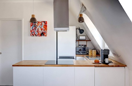 Madeleine Apartment | Modern 1-Bedroom by Champs Elysees - Arc de Triomphe