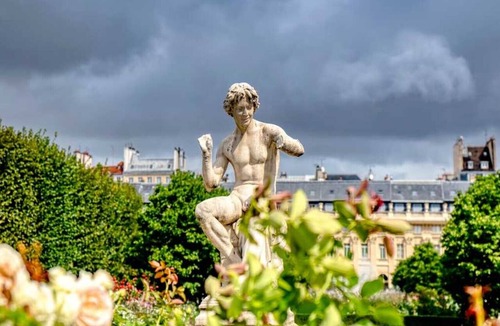 8th Arrondissement Apartment | Modern Apartment Champs-ElysÃ©es - Saint HonorÃ©