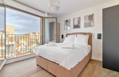 Champigny-sur-Marne Apartment | Modern Apt with Balcony-6P-Close to Disney/Paris