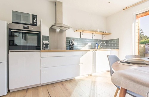 Glatigny Cottage | Modern Cottage in Countryside - Pets Allowed, Parking