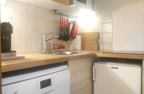 La Joue du Loup Apartment | Modern family studio with terrace and WIFI