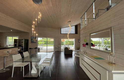 Leon Villa | Modern house, private pool - 6 guests