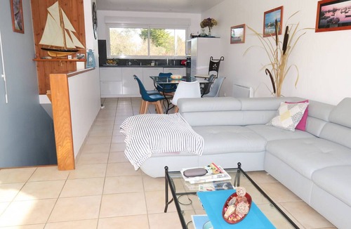 Tregastel House | Modern House with South-Facing Garden & Terrace, 350m from Sea, Trégastel