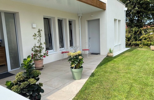 Soustons House | Modern house with swimming pool near the coast