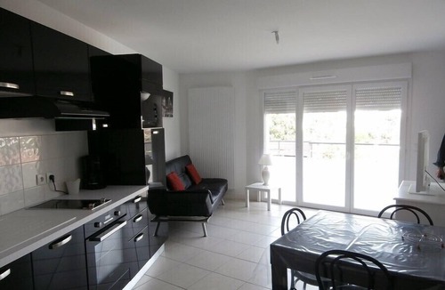 Saint-Jean-de-Luz Apartment | Modern property with large balcony and parking
