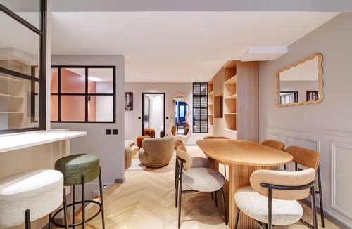 Quartier du Mail Apartment | Modern souplex a c 2BR 6P– Near the Louvre Museum