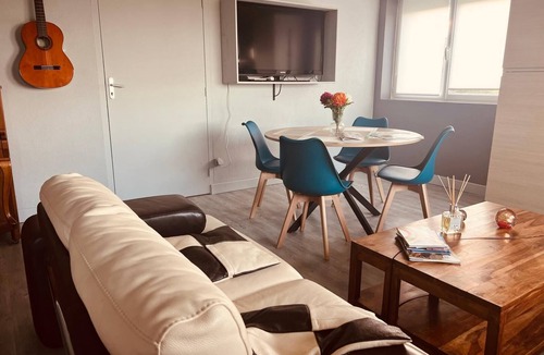 Nonette Apartment | MonacellA, T2 apartment with garden 10 min from Issoire. Comfortable and quiet.