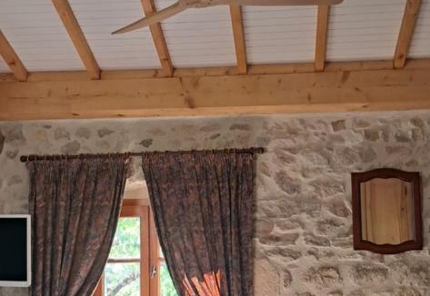 Montpeyroux Apartment | Mont2roux