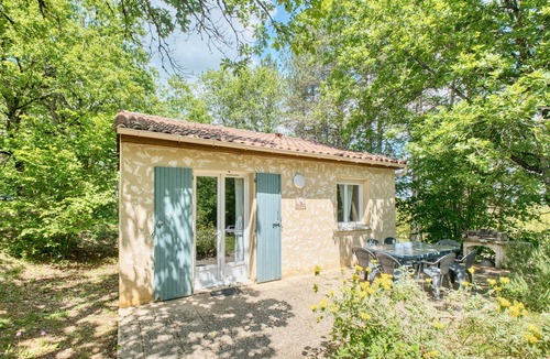 Salignac-Eyvignes House | Morille - Family House with Shared Heated Pool in the Heart of the Périgord Noir
