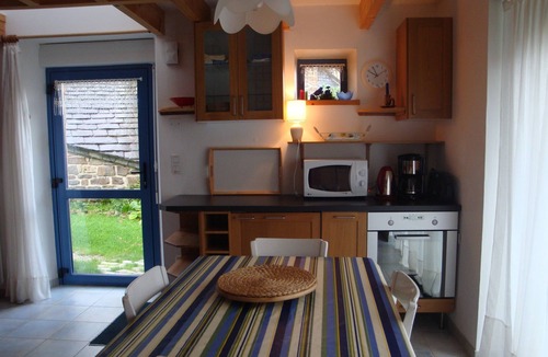 Plourin-les-Morlaix Cottage | Morlaix Gite In Framework Based Rural and 8 km from the Sea
