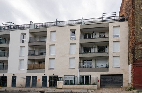 Bondy Apartment | Moulin à Vent A21 - Appt pour 4