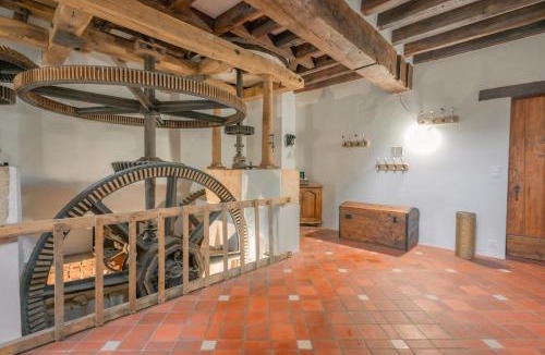Gracay House | Moulin Bondon, au bord de l'eau, draps fournis et ménage inclus