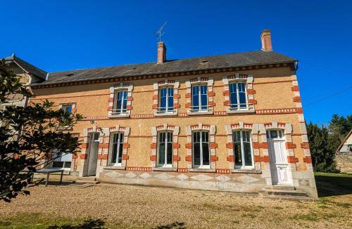 Parpecay House | Moulin de Charme au Cœur du Berry, Proche Étang et Châteaux - FR-1-591-769