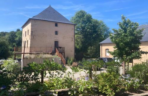 Entrammes House | Moulin De La Benatre