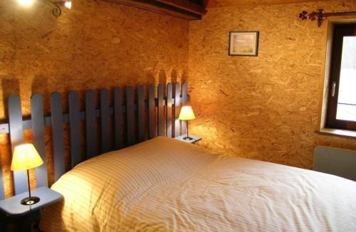 Vernusse House | Moulin rénové avec piscine partagée et animaux acceptés - FR-1-489-255