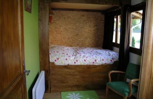 Vernusse House | Moulin rénové avec piscine partagée et animaux acceptés - FR-1-489-255