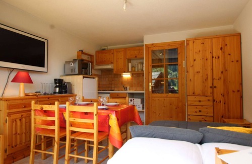 Chantemerle Apartment | Mountain Area Studio for 4 in Chantemerle, Serre-Chevalier