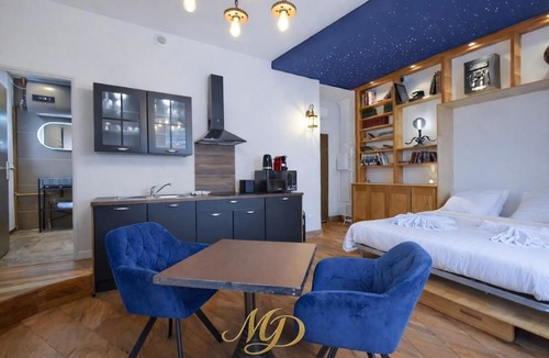 Grenoble City Centre Apartment | MYD - The Jules Verne
